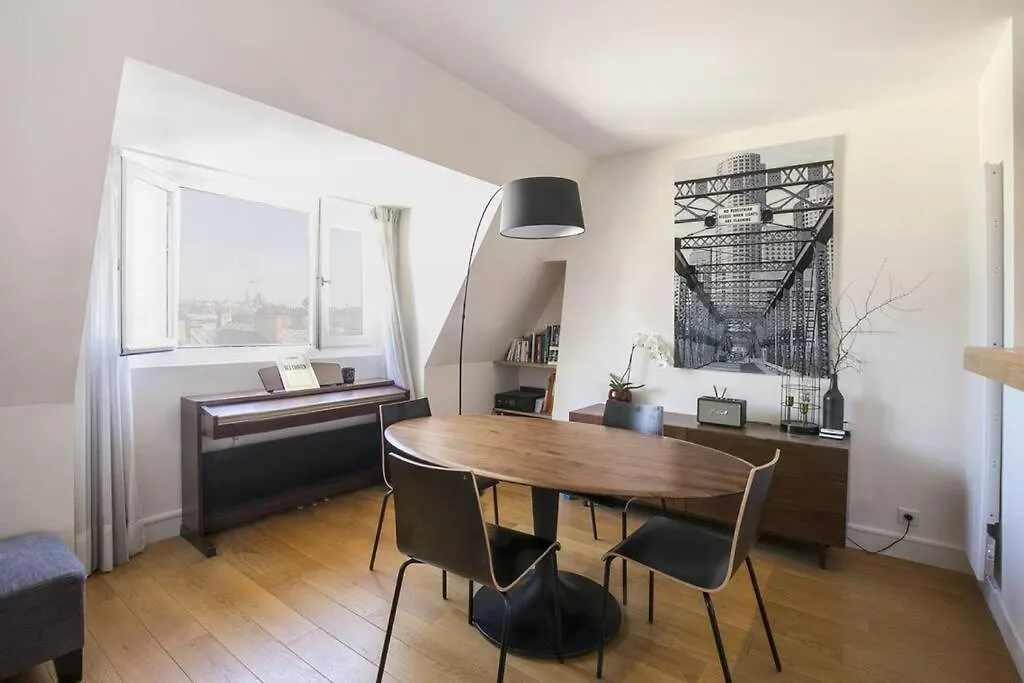 Loft In The Heart Of Apartment